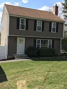 27 Stony Brook Dr. Southbridge, MA 01550