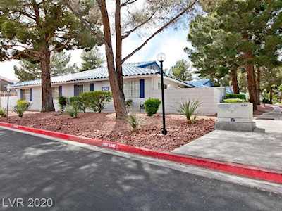 2121 Twickenham #B Las Vegas, NV 89108