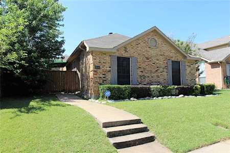 1340 Overlook Drive Lewisville, TX 75067