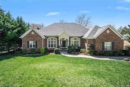 229 Fernbrook Dr Mooresville, NC 28117