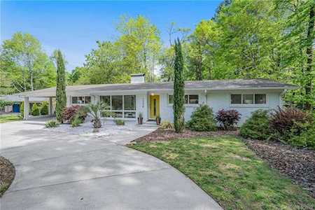 1238 Lynbrook Dr Charlotte, NC 28211