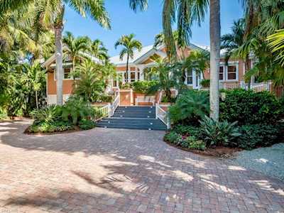 16221 Captiva Dr Captiva, FL 33924