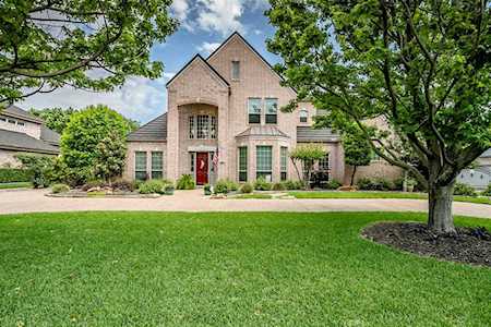 000 Confidential Ave. Colleyville, TX 76034