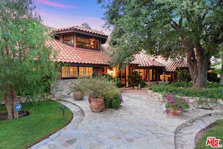 24341 Rolling View Road Hidden Hills, CA 91302