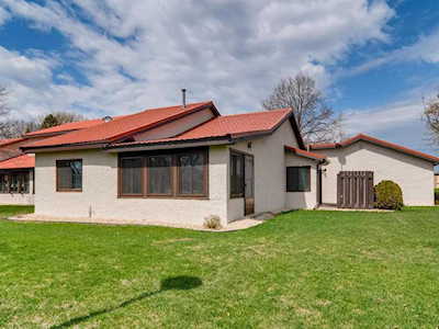 1064 109th Avenue NE Blaine, MN 55434