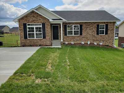 116 Persimmon Dr Taylorsville, KY 40071