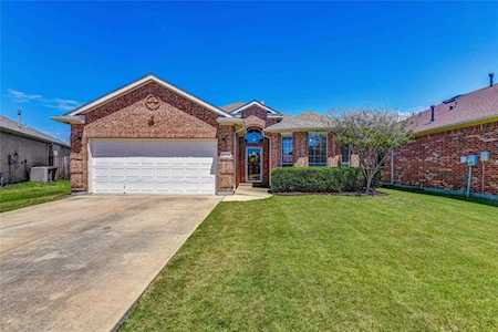 2548 Priscella Drive Fort Worth, TX 76131