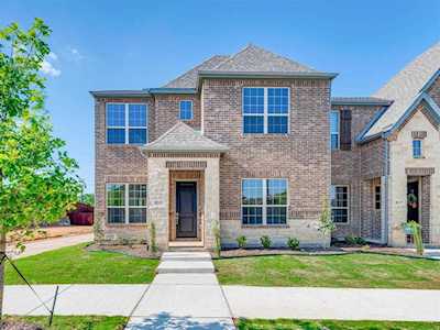 8213 Cotton Belt Lane North Richland Hills, TX 76182