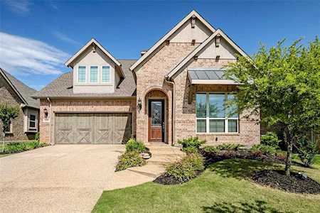 9209 Brownwood Avenue Argyle, TX 76226