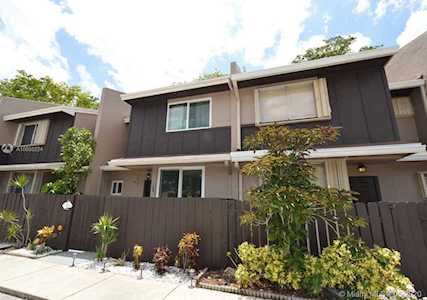 1153 Sussex Dr #1153 North Lauderdale, FL 33068