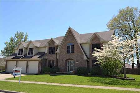 5297 Oakbrook Drive Plainfield, IN 46168