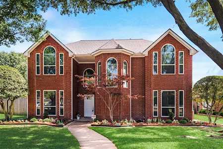 2502 Big Oaks Drive Garland, TX 75044