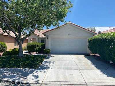 6328 Monarch Creek Las Vegas, NV 89130