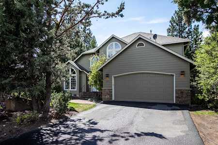 2975 NW Fairway Heights Dr Bend, OR 97703