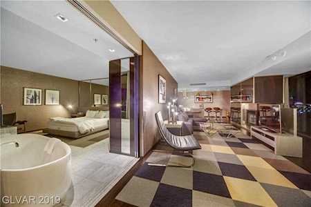 4381 Flamingo Rd #1121 Las Vegas, NV 89103