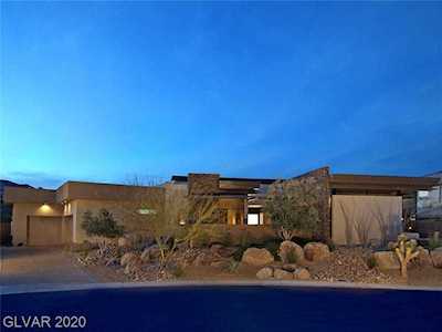 56 Soaring Bird Ct Las Vegas, NV 89135