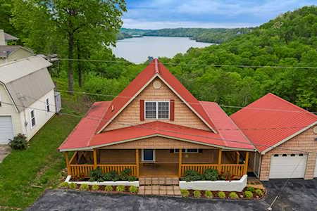 114 Edgehill Spur Byrdstown, TN 38549