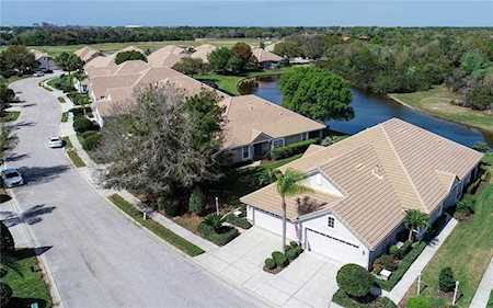 7045 Woodmore TERRACE Lakewood Ranch, FL 34202