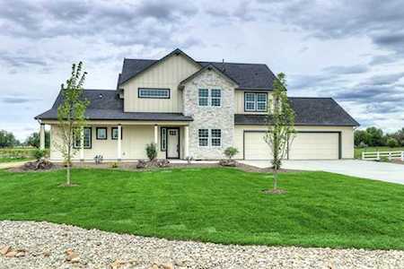 10082 Riverbend Place Middleton, ID 83644