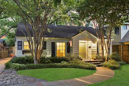 4814 W Hanover Avenue Dallas, TX 75209