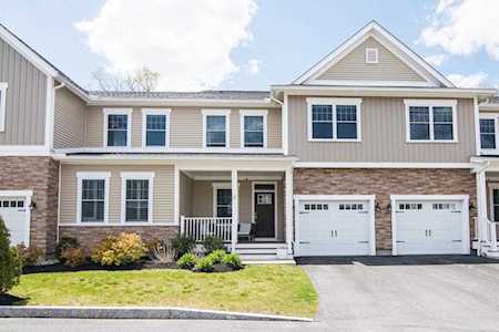 100 Baldwin Ave #2 Woburn, MA 01801