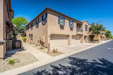 7522 S 30th Run Phoenix, AZ 85042