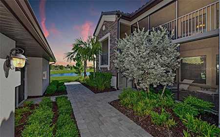5558 Palmer CIRCLE #201 Bradenton, FL 34211