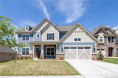 10606 Honeyfur Ct Charlotte, NC 28278