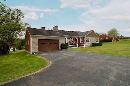3221 Pitzer Roanoke, VA 24014