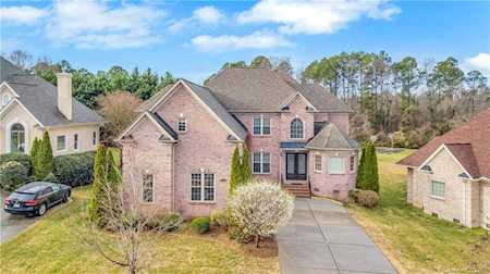 11815 Churchfield Ln Charlotte, NC 28277