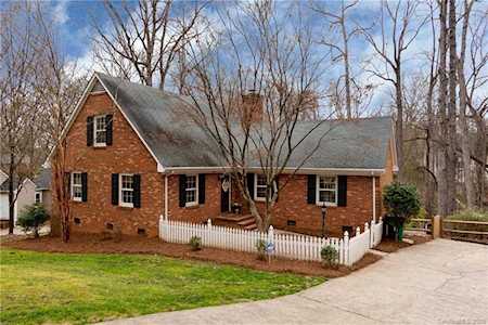 7525 Hawkstand Ln Charlotte, NC 28210