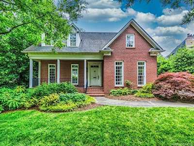 2440 Overhill Rd Charlotte, NC 28211
