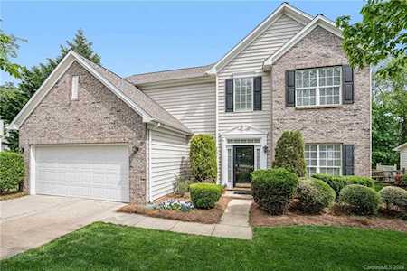 9834 Dauphine Dr Charlotte, NC 28216