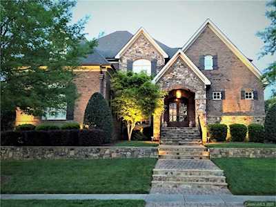 8717 Clavemorr Glenn Ct Charlotte, NC 28226