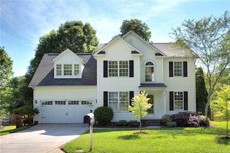 8619 New Oak Ln Huntersville, NC 28078