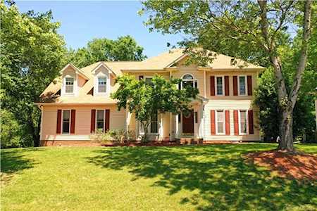 14437 Raynham Dr Charlotte, NC 28262
