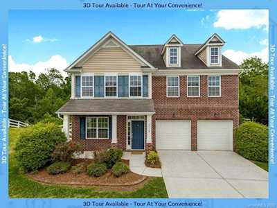 3318 Streamside Dr Davidson, NC 28036