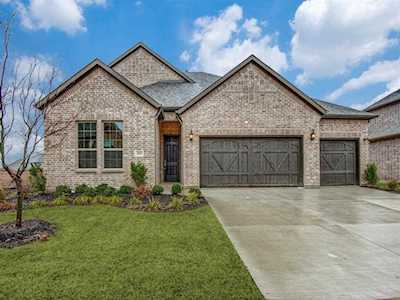 4005 Bear Creek Court Celina, TX 75078