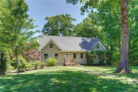 124 Pinnacle Ln Mooresville, NC 28117