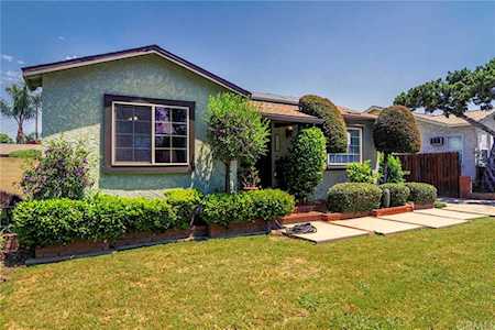 4688 Goldfield Avenue Long Beach, CA 90807