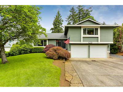 6700 NW Bernie Dr Vancouver, WA 98663