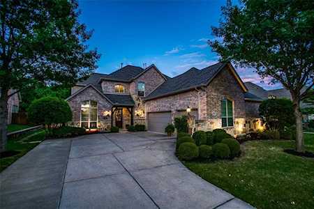 1214 Means Farm Road Garland, TX 75044