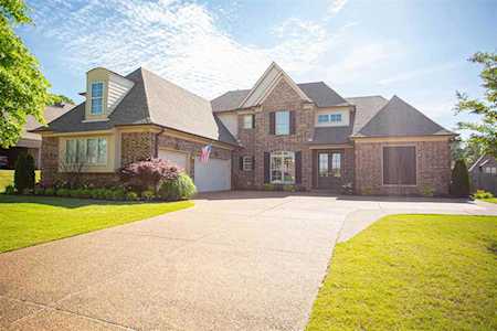 5526 Southern Winds Dr Arlington, TN 38002