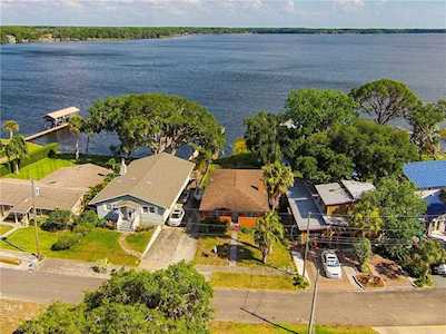 1652 Lakeside Dr Tarpon Springs, FL 34688
