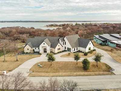 3920 Spinnaker Run Point Little Elm, TX 75068