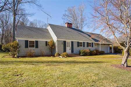 117 Fox Chase Lane West Hartford, CT 06117