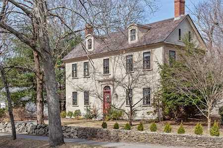 651 Boston Post Rd Weston, MA 02493