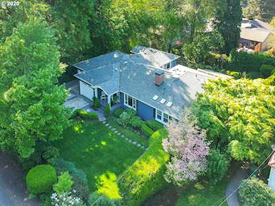 714 Evergreen Rd Lake Oswego, OR 97034