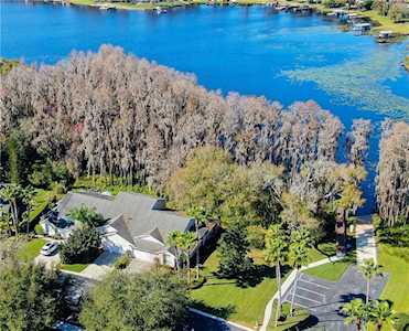 1711 Heron Cove Dr Lutz, FL 33549