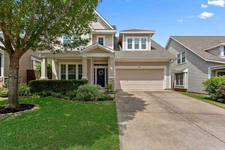 1041 Honeysuckle Grapevine, TX 76051